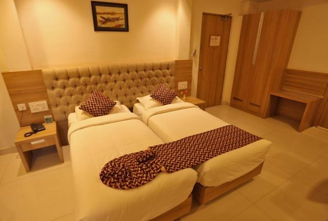 Hotel Anjali Park Kottayam Zewnętrze zdjęcie