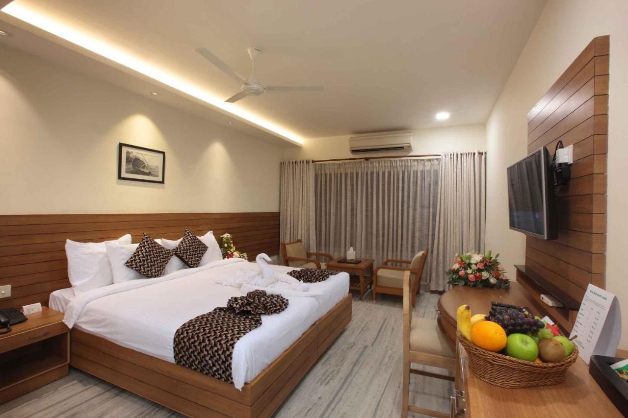Hotel Anjali Park Kottayam Zewnętrze zdjęcie