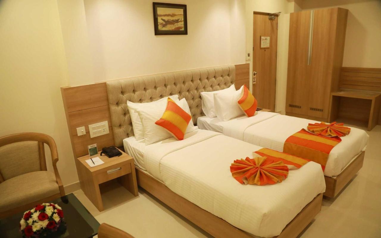 Hotel Anjali Park Kottayam Zewnętrze zdjęcie